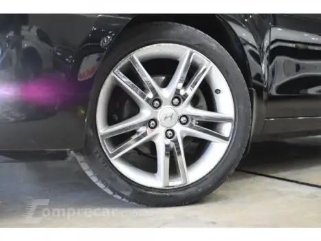 I30 - 2.0 MPFI GLS 16V 4P MANUAL