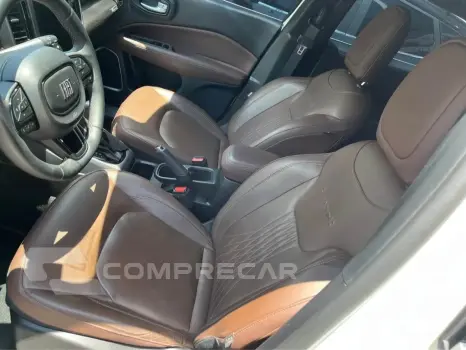 TORO 2.0 16V Turbo Ranch 4WD AT9