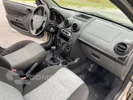 FIESTA 1.6 SE Sedan 16V