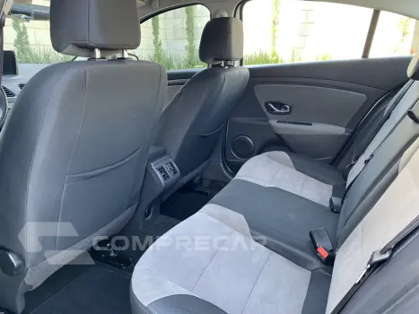 FLUENCE 2.0 DYNAMIQUE 16V FLEX 4P AUTOMÁTICO
