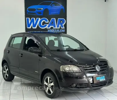 Volkswagen Fox 1.0 Mi Total Flex 8V 5p 4 portas