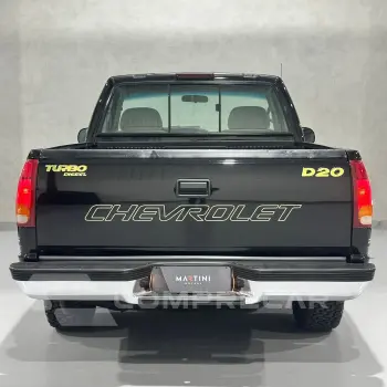 Silverado DLX 4.2 Diesel