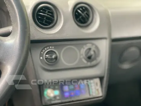 CELTA 1.0 MPFI Life 8V