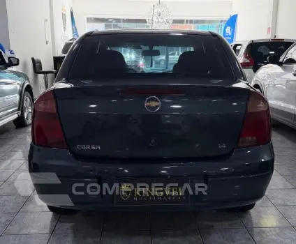 CORSA SEDAN PREMIUM