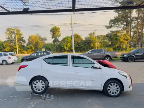 Versa Sedan 1.6 16V 4P FLEX SV