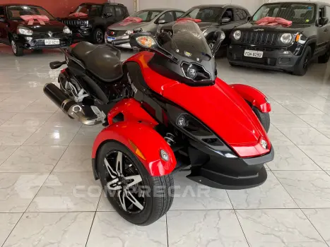 Triciclo Spyder 990 RS