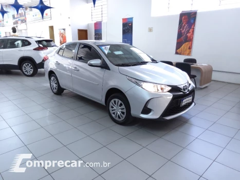 Toyota YARIS 1.5 16V FLEX SEDAN XL LIVE MULTIDRIVE 4 portas