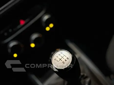 ONIX - 1.0 MPFI LT 8V 4P MANUAL