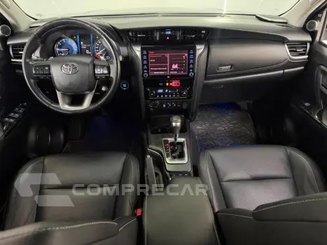 HILUX SWSRXA4FD