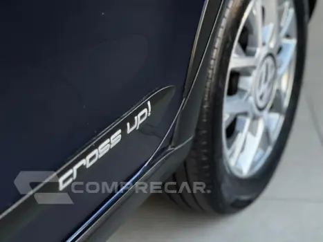 CROSS UP 1.0 MPI 12V FLEX 4P AUTOMATIZADO