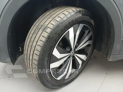 T-CROSS 1.0 200 TSI TOTAL FLEX AUTOMÁTICO