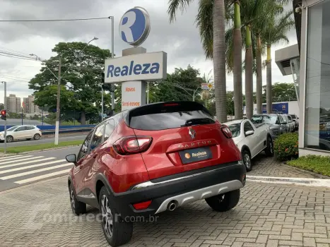 CAPTUR Intense Bose 1.6 16V Flex 5p Aut.