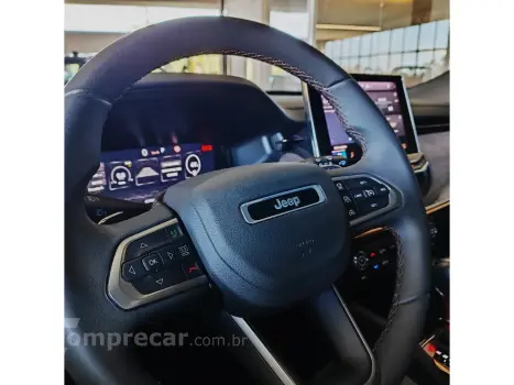 COMMANDER 1.3 T270 TURBO FLEX OVERLAND AT6