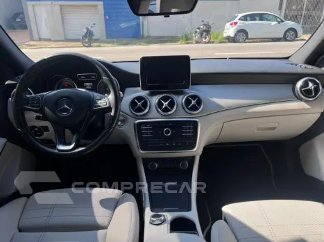 GLA 200 Advance 1.6/1.6 TB 16V Flex Aut.