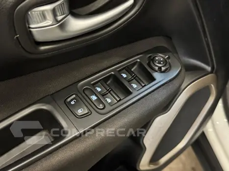 Renegade 1.8 16V Flex 4P Automático