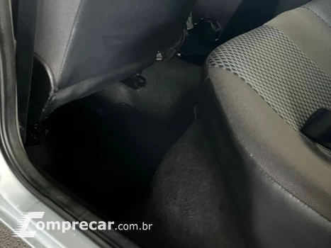 CLASSIC - 1.0 MPFI LS 8V 4P MANUAL
