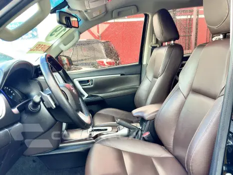 HILUX SW4 2.8 SRX 4X4 16V TURBO INTERCOOLER DIESEL 4P AUTOMÁ