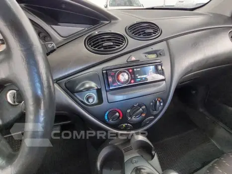 FOCUS HATCH - 1.6 8V 4P MANUAL