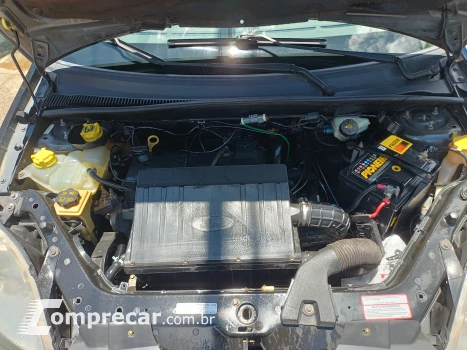 FIESTA 1.6 Rocam SE Plus Sedan 8V