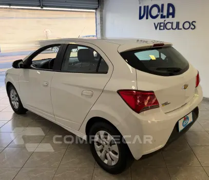 ONIX HATCH LT 1.0 8V FlexPower 5p Mec.