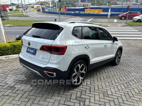 TAOS Highline 1.4 250 TSI Flex Aut.