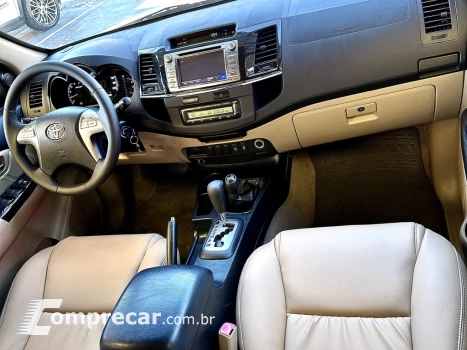 HILUX SW4 3.0 SRV 4X4 16V TURBO INTERCOOLER DIESEL 4P AUTOMÁ