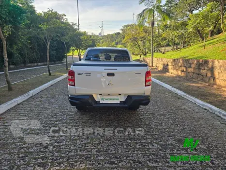 L200 TRITON 2.4 16V TURBO DIESEL OUTDOOR GLS CD 4