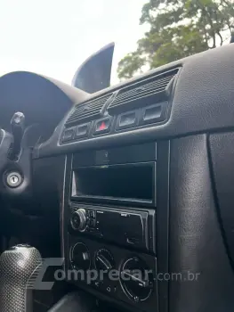 Golf Sportline 1.6 Mi Total Flex 8V 4p