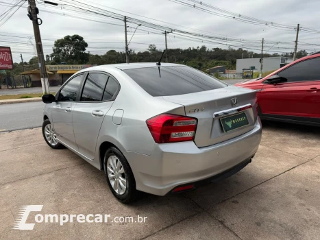 CITY 1.5 LX Sedan 16V
