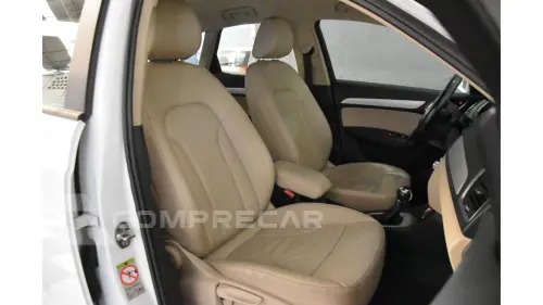 Q3 - 1.4 TFSI AMBIENTE 4P S TRONIC