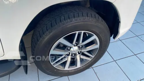 TOYOTA HILUX 2.7 SRV 4X2 CD 16V