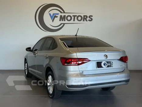 VIRTUS 1.0 200 TSI COMFORTLINE AUTOMÁTICO