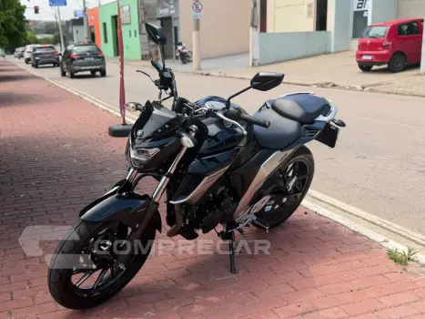 HONDA FZ25 FAZER
