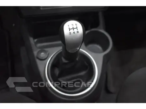 FIESTA SEDAN - 1.6 ROCAM SEDAN 8V 4P MANUAL