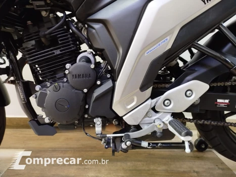Fazer FZ25