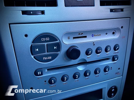 VECTRA 2.0 MPFI Elegance 8V