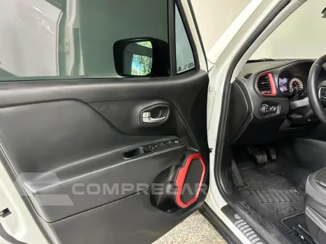 RENEGADE 2.0 16V Turbo Trailhawk 4X4