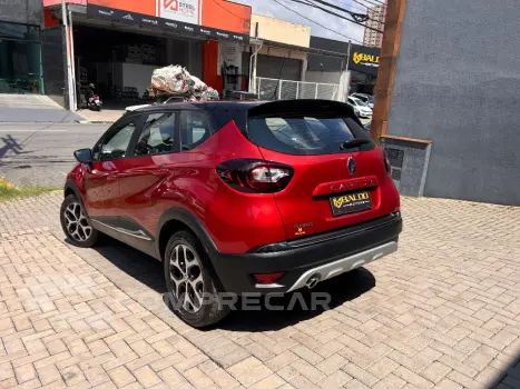CAPTUR Intense Bose 1.6 16V Flex 5p Aut.
