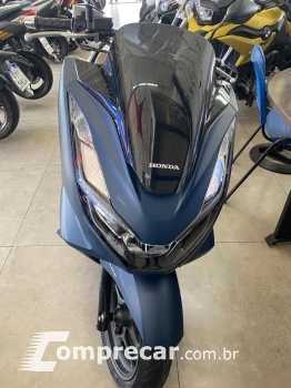 PCX 160 DLX