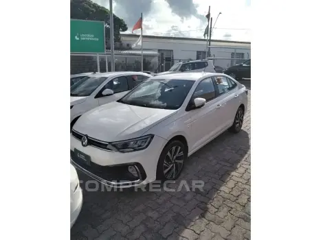 Volkswagen VIRTUS 1.0 200 TSI HIGHLINE AUTOMÁTICO 4 portas