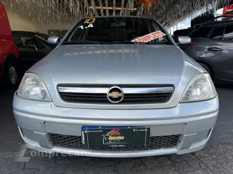 CORSA 1.4 MPFI Premium Sedan 8V