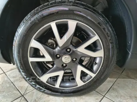 KICKS S1.6 CVT