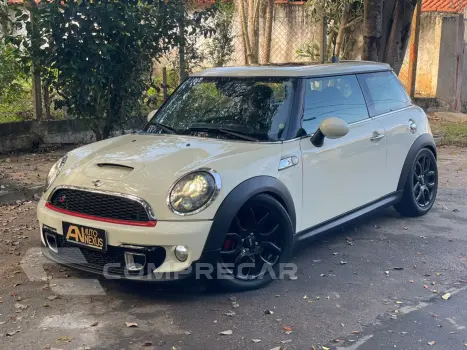 MINI COOPER 1.6 S 16V Turbo 4 portas