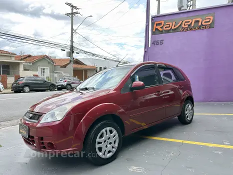 FORD FIESTA 1.6 MPI 8V 4 portas