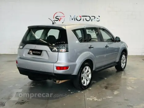 OUTLANDER - 2.4 4X4 16V 4P AUTOMÁTICO