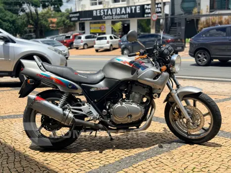 CB 500