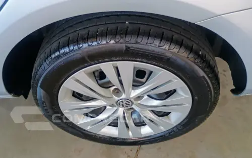 VOYAGE 1.6 MI 8V
