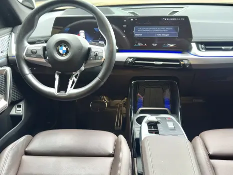 X1 2.0 16V TURBO GASOLINA SDRIVE20I M SPORT STEPTRONIC