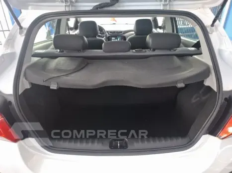 ONIX - 1.4 MPFI ACTIV 8V 4P AUTOMÁTICO
