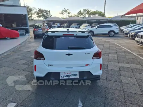 ONIX 1.0 TURBO FLEX RS AUTOMÁTICO